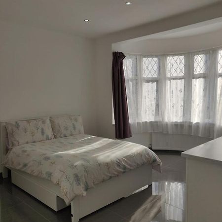 Stunning Double Room In Harrow Wembley - Khoob House London Luaran gambar